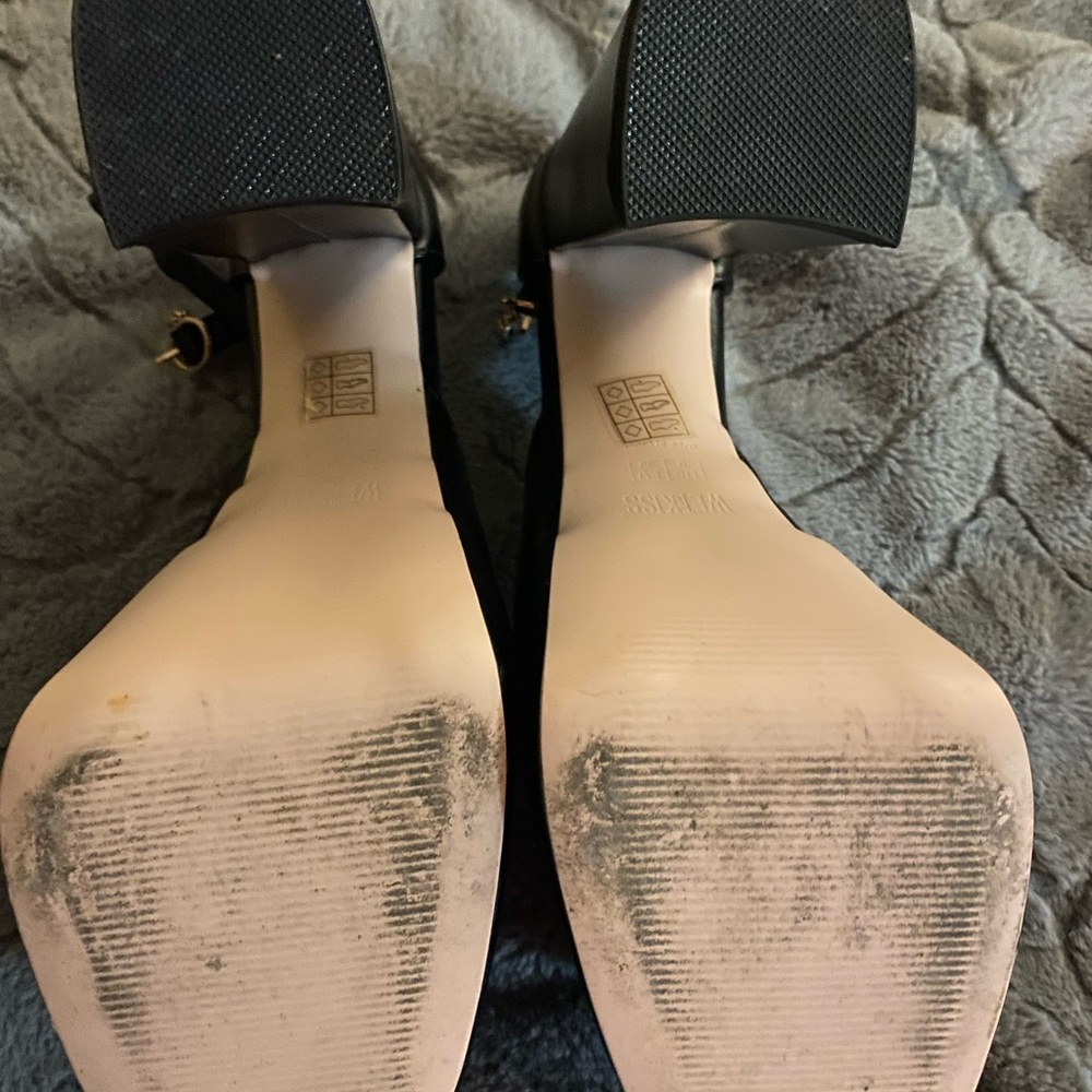 Platform High Heels - Picture 3 of 5
